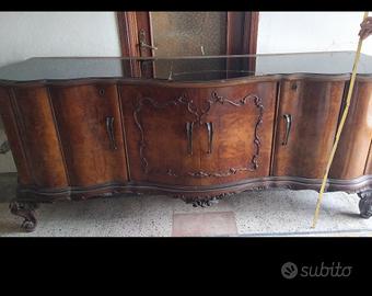 Credenza chippendale