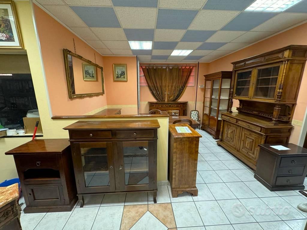 Immobile di 572 m² a Roma - Altro