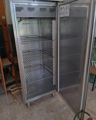 Frigo professionale