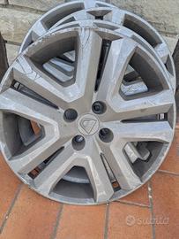 Set copri cerchioni Dacia Sandero 