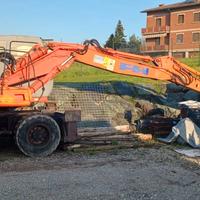 Escavatore fiat hitachi ex135