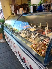  Vetrina per gelato 24 vaschette