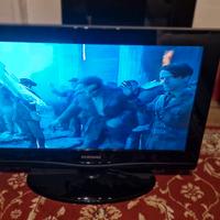 TV Samsung 32 pollici+  Fire Stick Amazon 