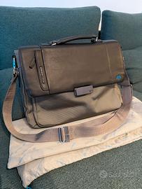 Borsa Piquadro Epsilon  in pelle – nero/grigio