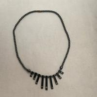 Collana in ematite nera