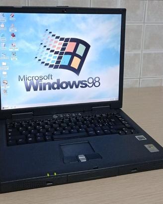 Notebook Acer Aspire 1300 con Windows 98