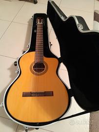 Chitarra acustica elettrica