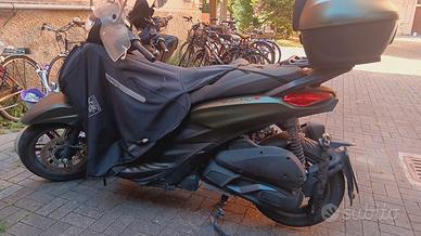 Piaggio Beverly 300 HPE (S)