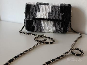 pochette in ciniglia