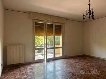 Appartamento in zona centrale libero