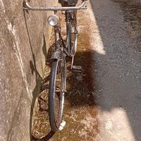 antica bicicletta donna