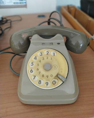 Telefono fisso a disco vintage