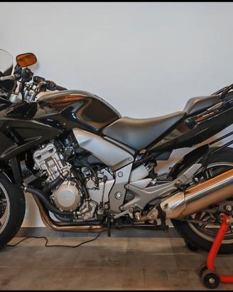 Honda cbf 1000