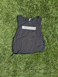 Calvin Klein crop top nero senza maniche taglia M