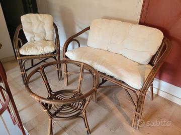 salotto da giardino in rattan
