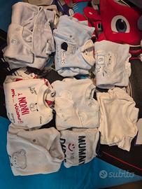 Lotto 6 tutine ciniglia e 5 body