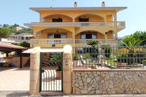 Villa Indipendente a Belvedere Marittimo (CS)