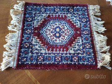 Piccolo tappeto Konya Carpets