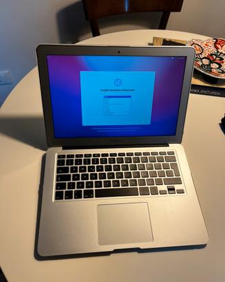 MacBook Air 13,6”