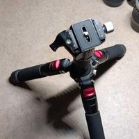 Treppiede Mini Neewer M521