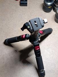 Treppiede Mini Neewer M521