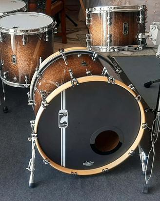Batteria Mapex Black Panther Design Lab Cherry 