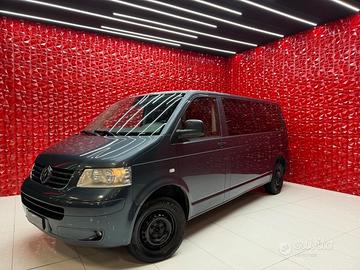Volkswagen Transporter 2.5 TDI/130CV PL-TA Kombi 9