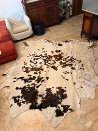Tappeto di pelle di vera mucca