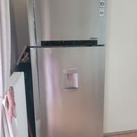 Frigorifero con congelatore LG