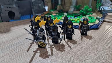 10x Minifigures LEGO cavalieri e soldati Serpent K