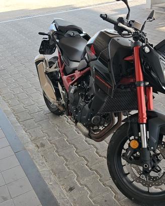 Honda Hornet 750 -  2024