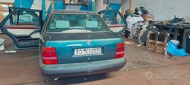 AUTO  TEMA