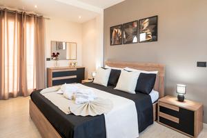 B&B Policlinico (40 secondi a piedi)