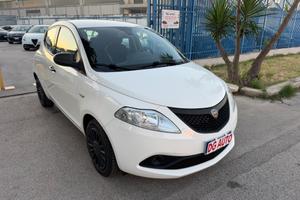 Lancia Ypsilon 1.2 benzina 69 cv 2019 87.000 km