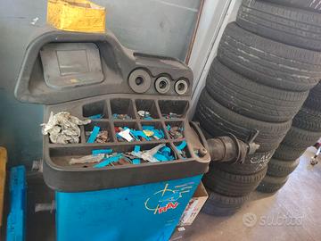 2 bilanciatrici auto