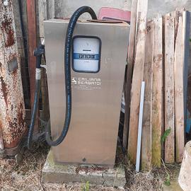 Distributore di benzina anni '70 - '80