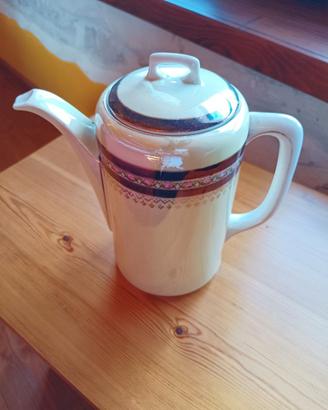 Caffettiera o teiera alta