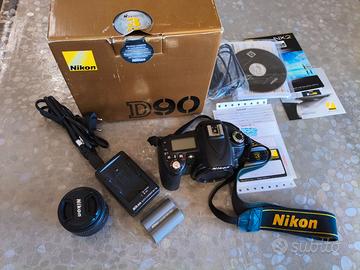 Nikon D90 + 50mm 1:1.8D + battery grip originale