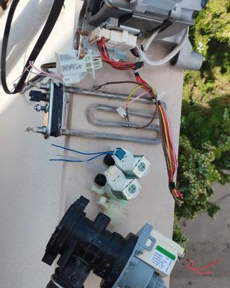 ricambi lavatrice motore inverter Whirpool 