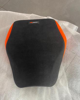 Sella KTM Nuova Codice 61707940000 Comfort per 139