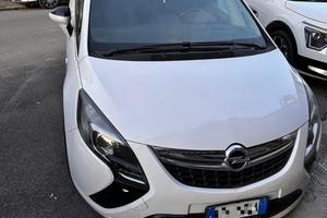 Opel Zafira Tourer