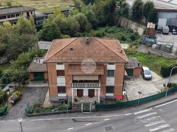 PORZIONE DI BIFAMILIARE A VILLONGO