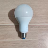 Lampadina smart Wiz colorata