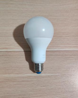 Lampadina smart Wiz colorata