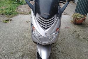 Scooter Peugeot