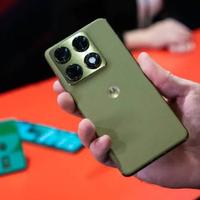 Motorola Signature(16/512)