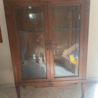 Vetrina in stile barocco