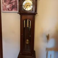 Orologio a pendolo da terra stile inglese