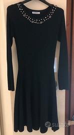 Abitino nero invernale gonna a ruota