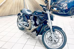 Harley-davidson 1130 V-ROD - VRSCR Street Road